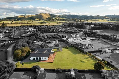 Photo of property in 57 Royal Ascot Drive, Papamoa Beach, Te Puke, 3187