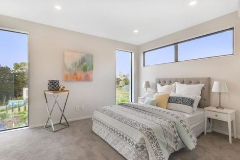 Photo of property in 42 Waihou Crescent, Albany Heights, Auckland, 0632