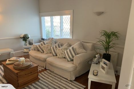 Photo of property in 124 Purchas Street, Edgeware, Christchurch, 8013