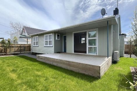 Photo of property in 6 Seddon Street, Levin, 5510