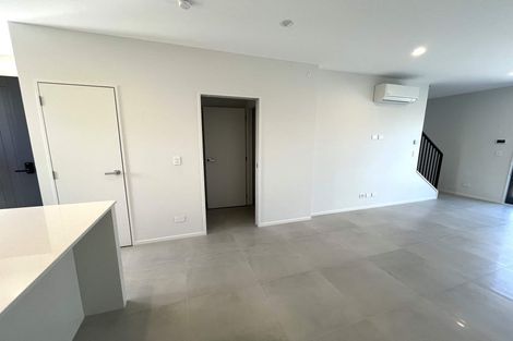 Photo of property in 5 Ngakoro Road, Karaka, Papakura, 2113