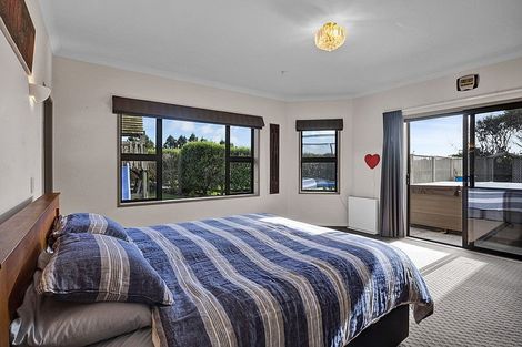 Photo of property in 393 Ketemarae Road, Normanby, Hawera, 4675