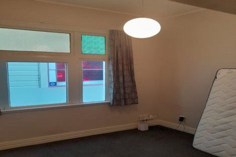 Photo of property in 48-50 Porritt Avenue, Mount Victoria, Wellington, 6011