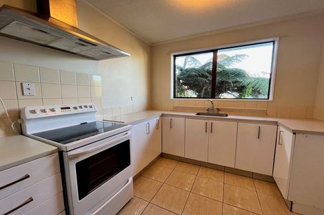 Photo of property in 42 Viewmont Drive, Harbour View, Lower Hutt, 5010