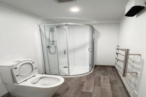 Photo of property in 135 Ruskin Road, Newlands, Wellington, 6037