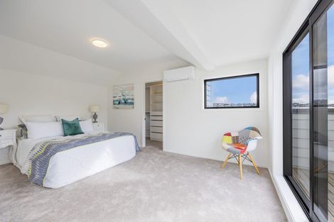 Photo of property in 7a Manuwai Road, Torbay, Auckland, 0630