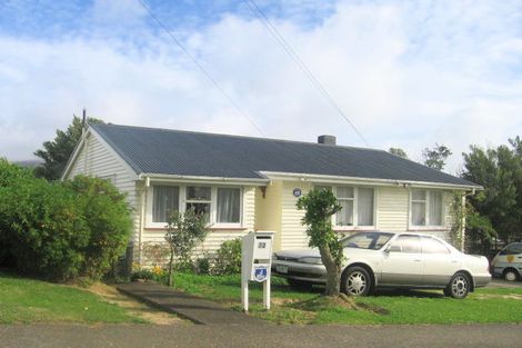Photo of property in 32 Gear Terrace, Ranui, Porirua, 5024