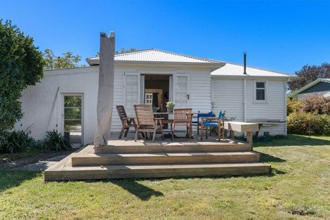 Photo of property in 10 Moreton Road, Carterton, 5713