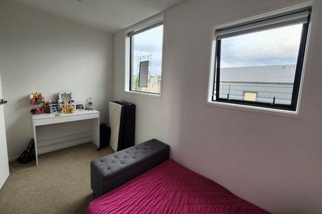 Photo of property in 73 Tuaiwi Street, Manukau, Auckland, 2104