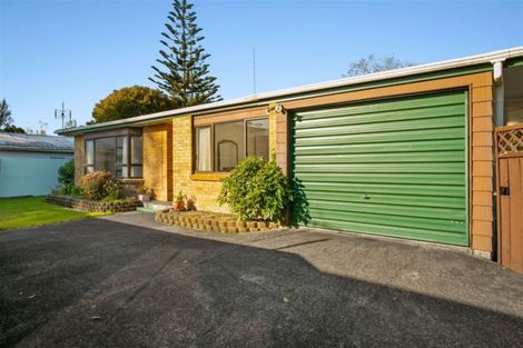 Photo of property in 1/25 Rathgar Road, Henderson, Auckland, 0610