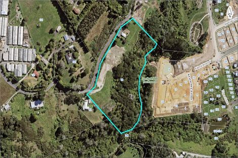 Photo of property in 68 Chamberlain Road, Massey, Auckland, 0614