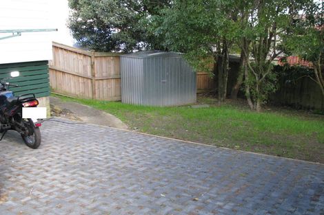 Photo of property in 14 Binda Place, Botany Downs, Auckland, 2010