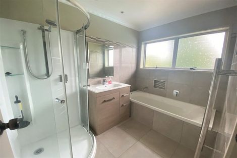 Photo of property in 13 Wilfred Street, St Andrews, Hamilton, 3200