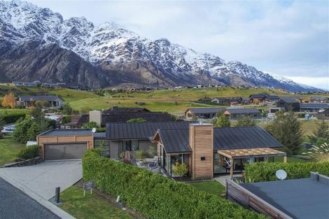 Photo of property in 4 Skye Lane, Jacks Point, Queenstown, 9371