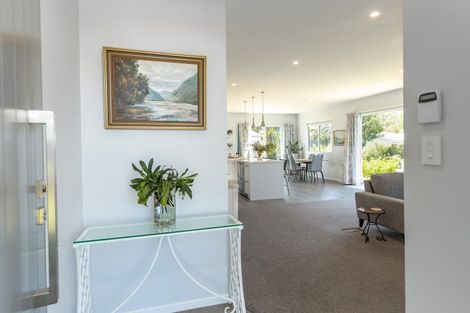 Photo of property in 13 Plains Avenue, Masterton, 5810