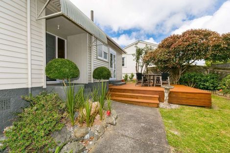 Photo of property in 15 Punjab Street, Khandallah, Wellington, 6035