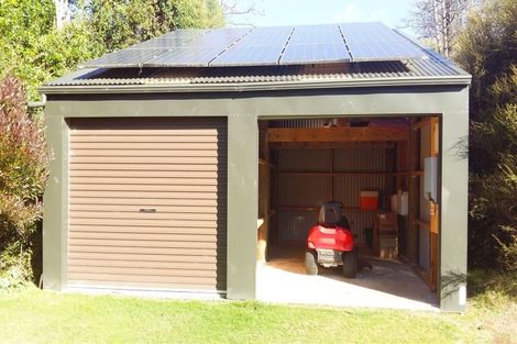 Photo of property in 459 Okuti Valley Road, Peraki, Little River, 7591