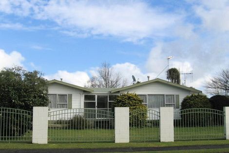 Photo of property in 4 Grove Place, Dinsdale, Hamilton, 3204