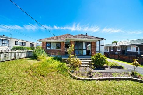 Photo of property in 45 Sturges Road, Henderson, Auckland, 0612