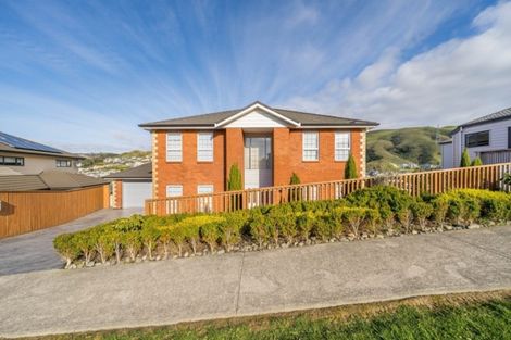 Photo of property in 42 Mauldeth Terrace, Churton Park, Wellington, 6037
