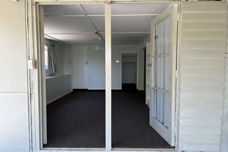 Photo of property in 9 William Souter Street, Forrest Hill, Auckland, 0620