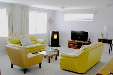 Photo of property in 20 Simon Street, Tawhero, Whanganui, 4501