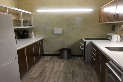 Photo of property in Hobson Court Flats, 57/70 Hobson Street, Thorndon, Wellington, 6011