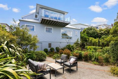 Photo of property in 32 Mandalay Terrace, Khandallah, Wellington, 6035