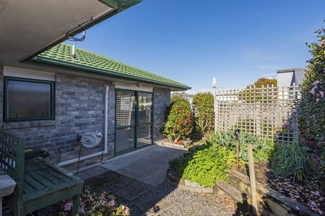 Photo of property in 6 Markson Avenue, Onerahi, Whangarei, 0110
