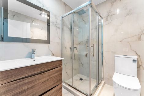 Photo of property in 147b Bucklands Beach Road, Bucklands Beach, Auckland, 2012