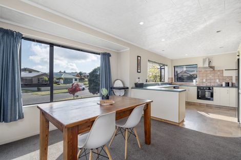 Photo of property in 54 Balmoral Drive, Hilltop, Taupo, 3330