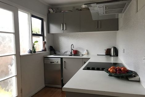 Photo of property in 2/25 Birchfield Road, Hauraki, Auckland, 0622