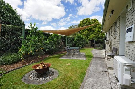 Photo of property in 30 Rhonda Avenue, Deanwell, Hamilton, 3206