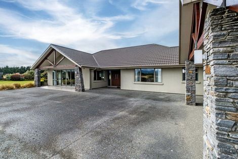 Photo of property in 138 Mount Hutt Station Road, Methven, Rakaia, 7782