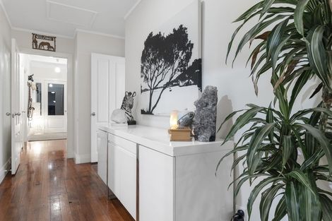 Photo of property in 137 Shelly Beach Road, Shelly Beach, Helensville, 0874