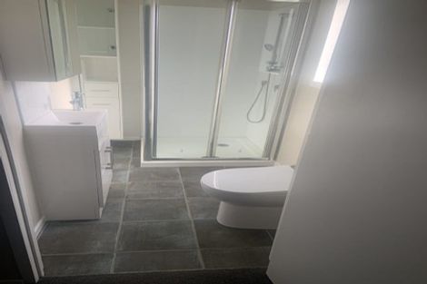 Photo of property in 8 First Avenue, Glenbrook, 2681