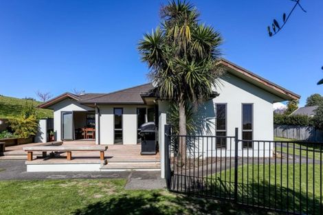 Photo of property in 14 Tupare Place, Highlands Park, New Plymouth, 4312