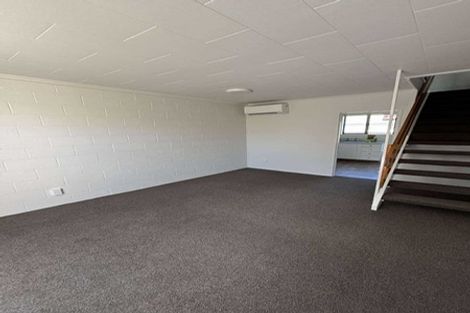 Photo of property in 2/86 Picton Avenue, Riccarton, Christchurch, 8011