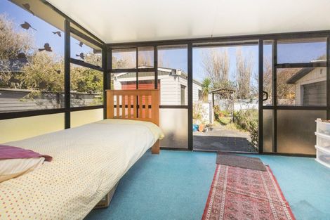 Photo of property in 8 Cousins Avenue East, Foxton Beach, Foxton, 4815