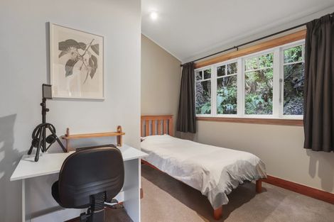 Photo of property in 47 Rimu Road, Oratia, Auckland, 0604