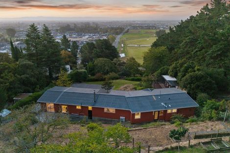 Photo of property in 831 Cashmere Road, Halswell, Christchurch, 8025