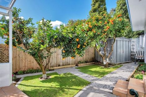 Photo of property in 33a Youngs Road, Papakura, 2110