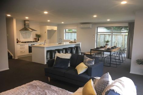 Photo of property in 3/1 Hibiscus Avenue, Hamilton Lake, Hamilton, 3204