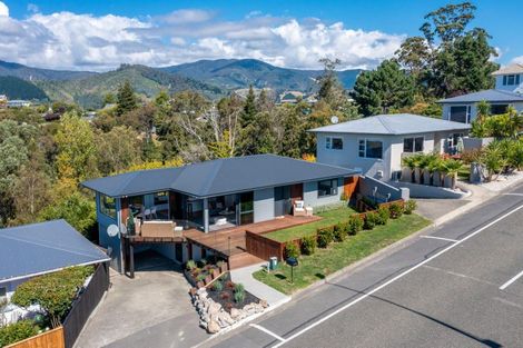 Photo of property in 115 Princes Drive, Britannia Heights, Nelson, 7010