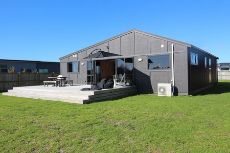 Photo of property in 129 Ngaio Drive, Matarangi, Whitianga, 3592