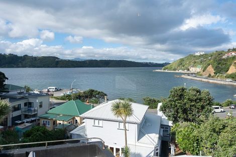 Photo of property in 2/77 Maida Vale Road, Roseneath, Wellington, 6011