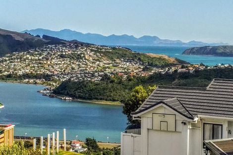 Photo of property in 16 Coventry Close, Ascot Park, Porirua, 5024