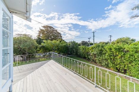 Photo of property in 75 Gillies Crescent, Waimarama, Havelock North, 4294