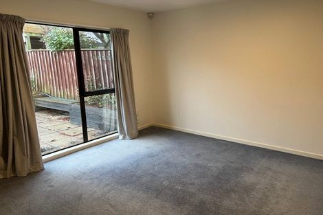 Photo of property in 2/2 Wakelin Place, Redwood, Christchurch, 8051