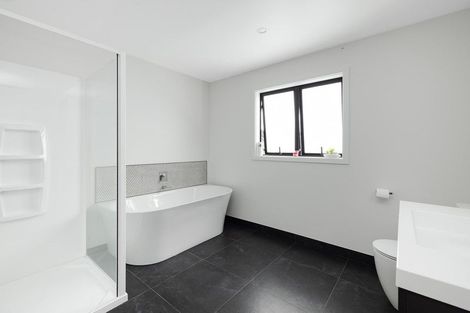 Photo of property in 11 Lily Way, Pyes Pa, Tauranga, 3112